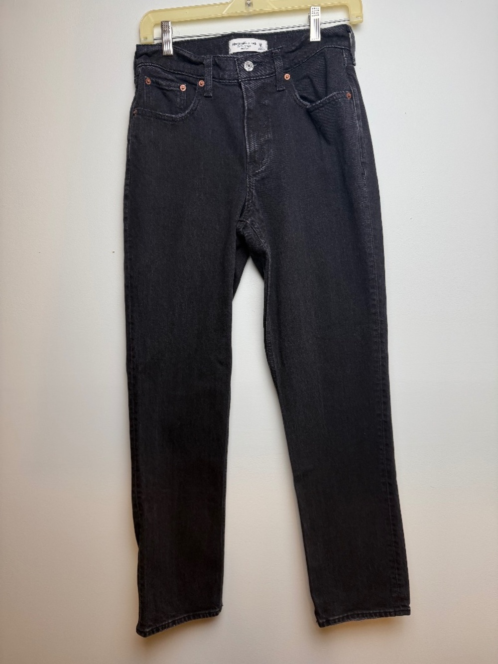 Abercrombie & Fitch Curve Love the 90s Straight Mid Rise Jeans Dark Denim 26/2R